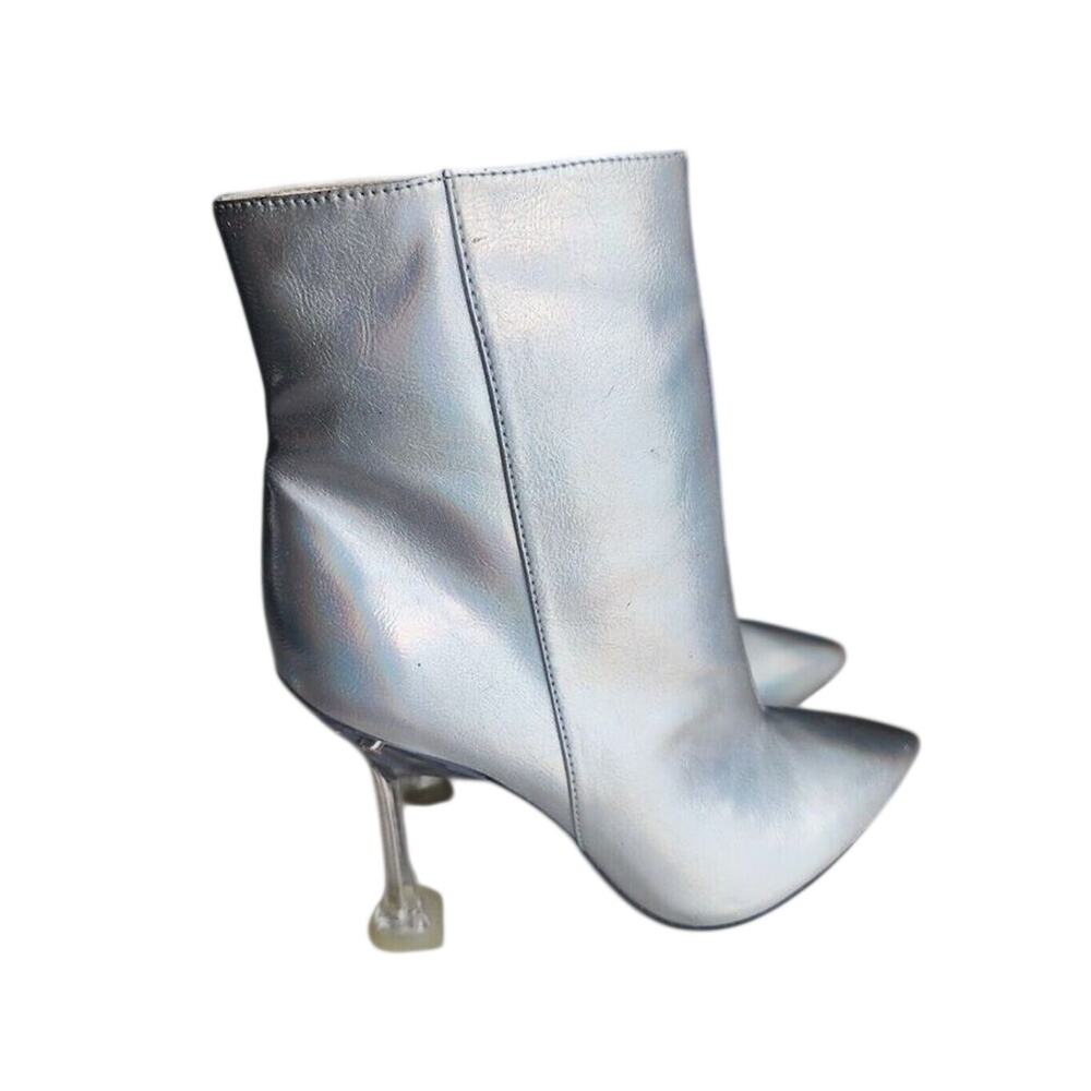 Nine West Tonight Iridescent Silver Leather Ankle Boots Size 7